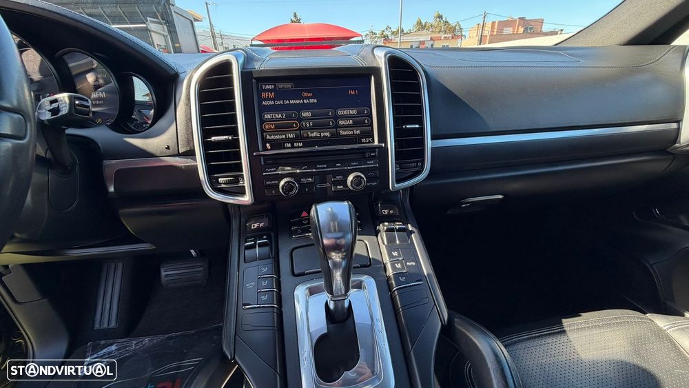 Porsche Cayenne Tiptronic - 32