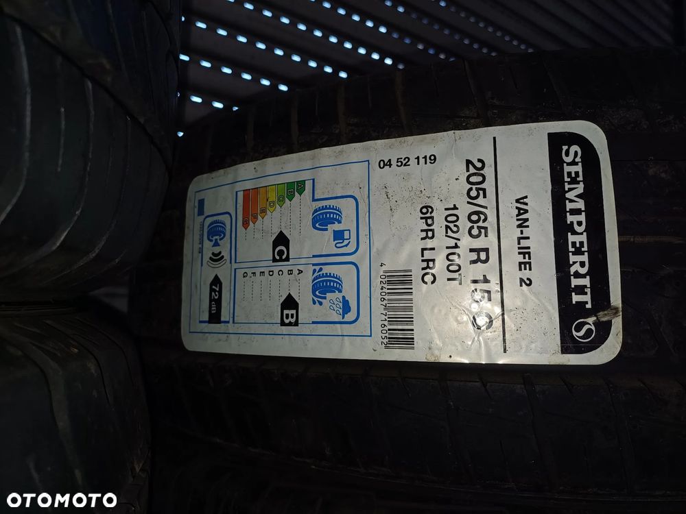 205/65/15C Semperit - 2
