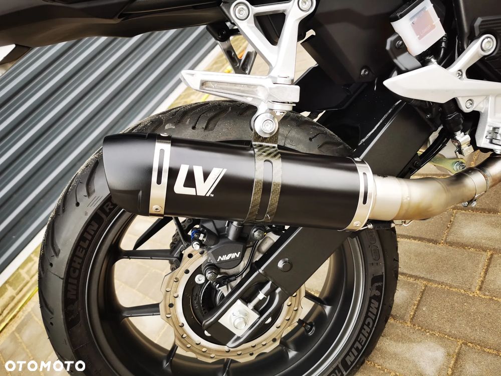 Honda Hornet - 9