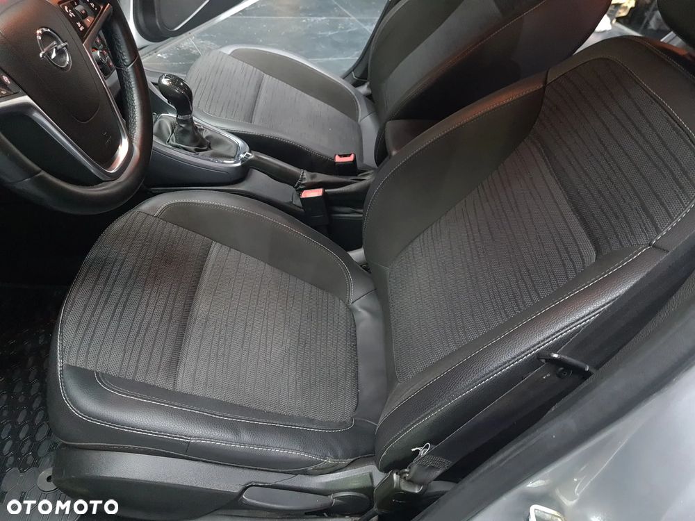 Opel Astra 1.6 Active - 19