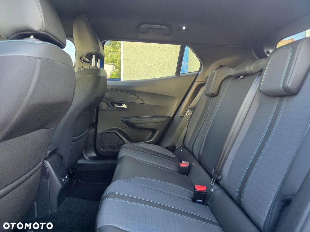 Peugeot 2008 1.2 PureTech Allure S&S EAT8 - 10