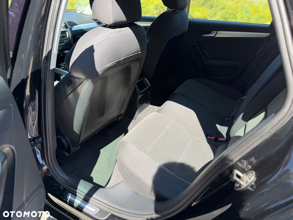 Audi A4 Avant 2.0 TDI DPF Ambition - 30