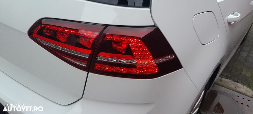 Volkswagen Golf - 13