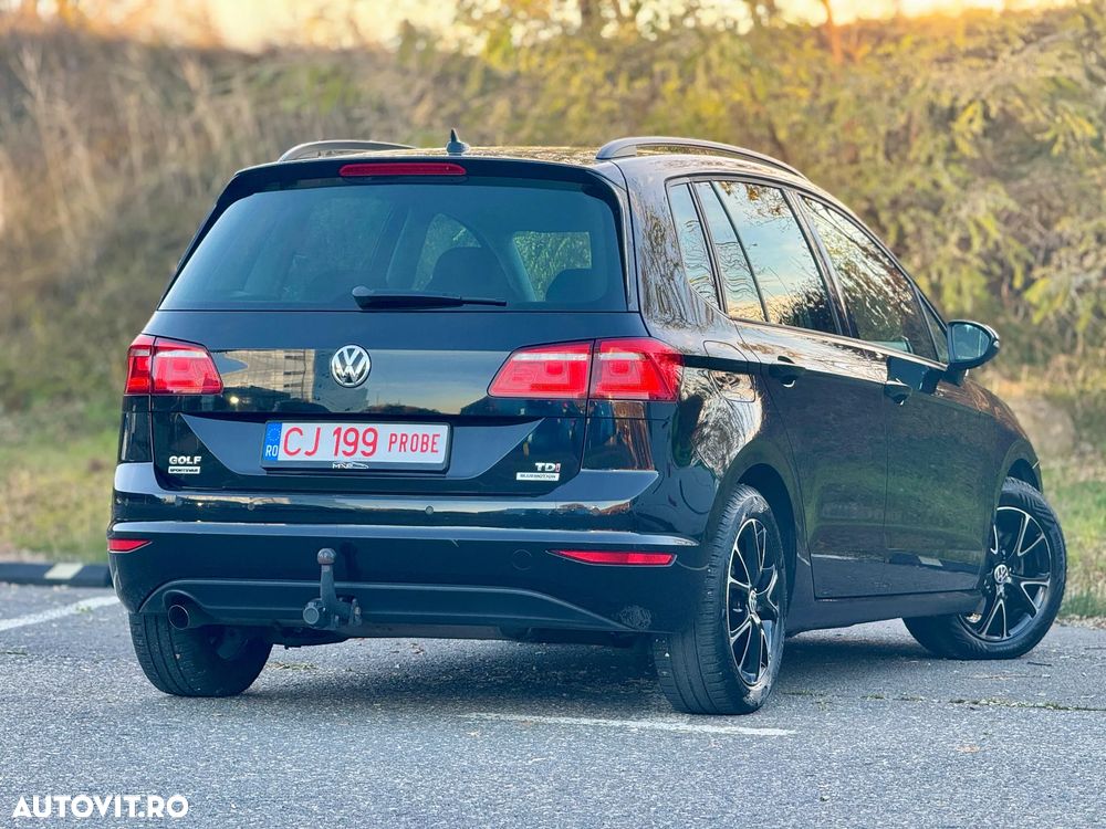 Volkswagen Golf Sportsvan 1.6 TDI BlueMotion Technology DSG Comfortline - 3