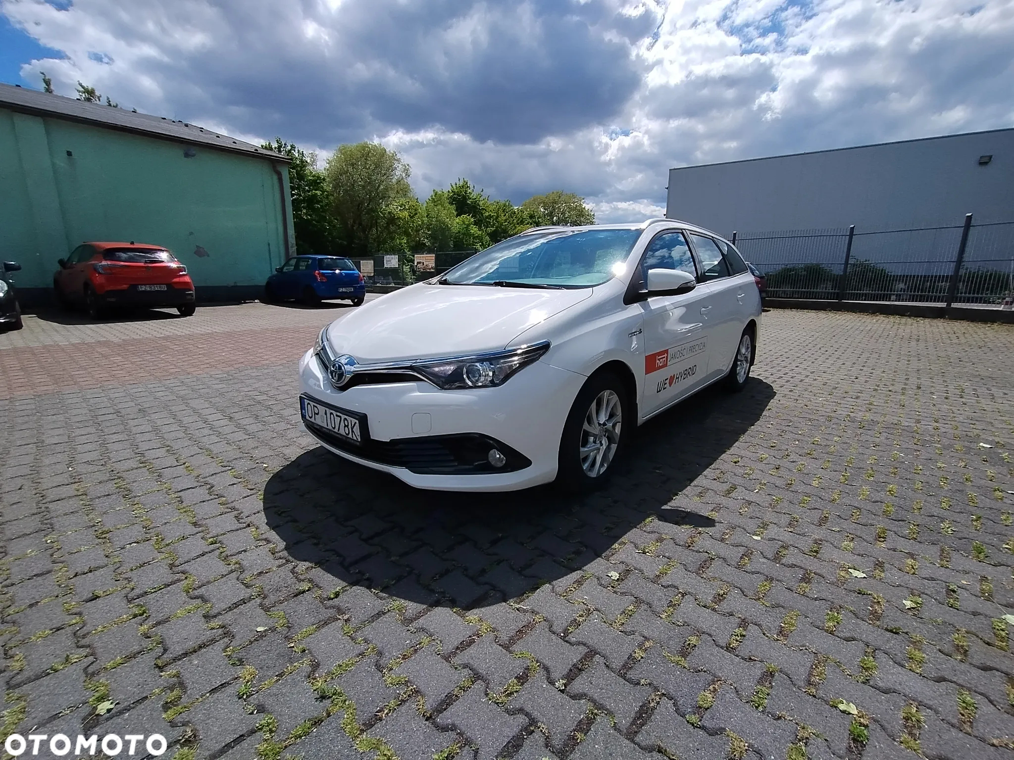 Toyota Auris Hybrid 135 Comfort - 2