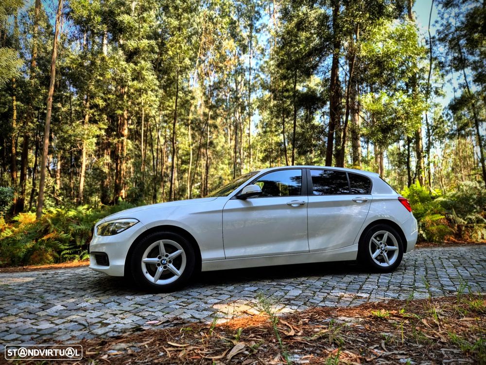 BMW 116 d Aut. Sport Line - 11