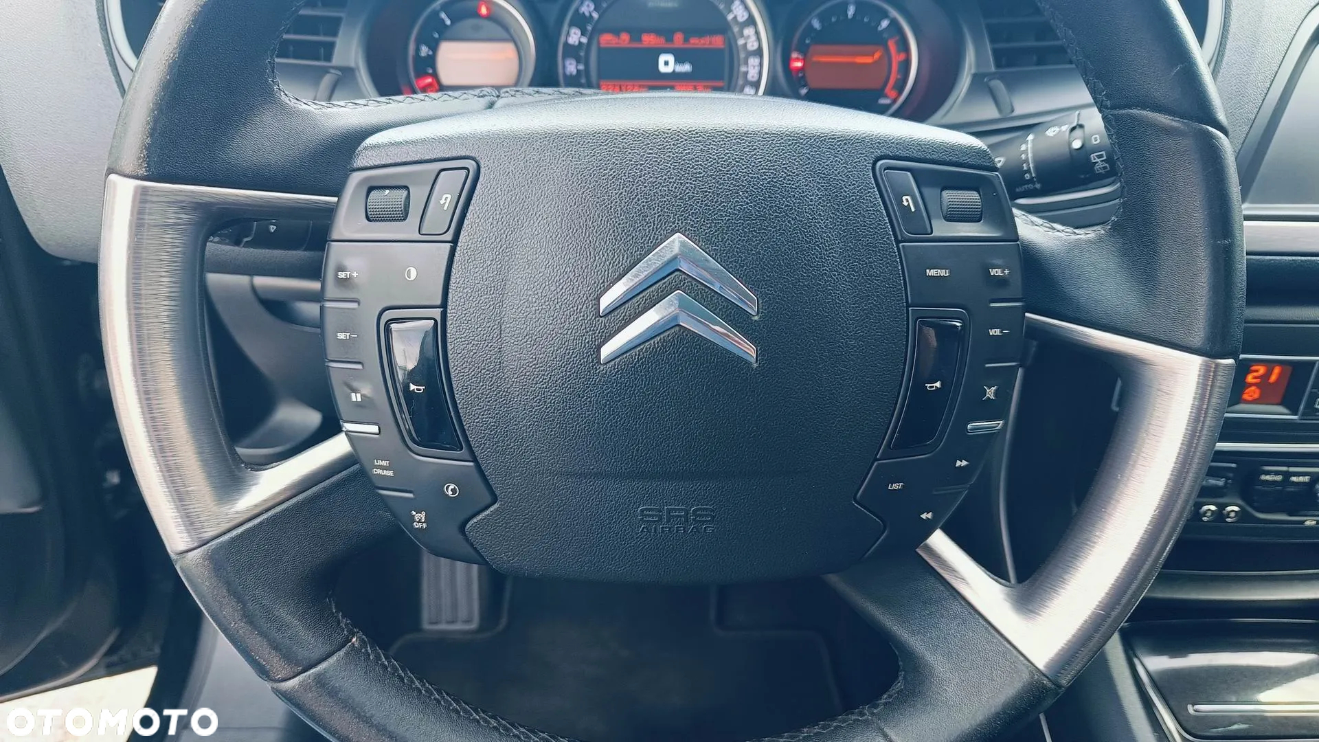 Citroën C5 Tourer HDi 170 Biturbo FAP Exclusive - 31