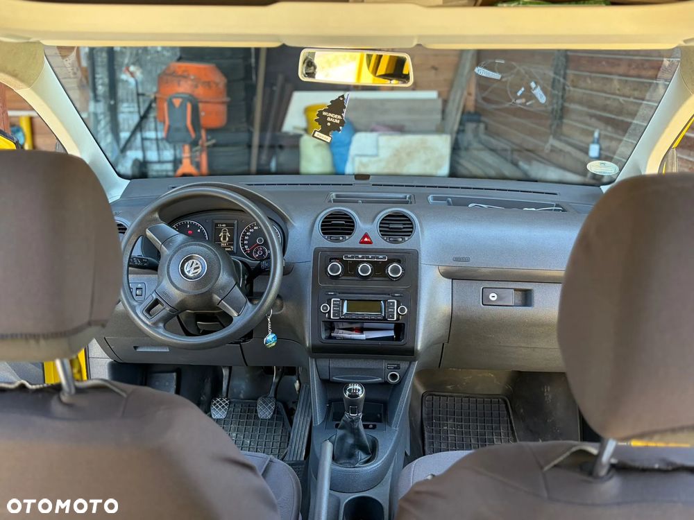 Volkswagen Caddy - 10