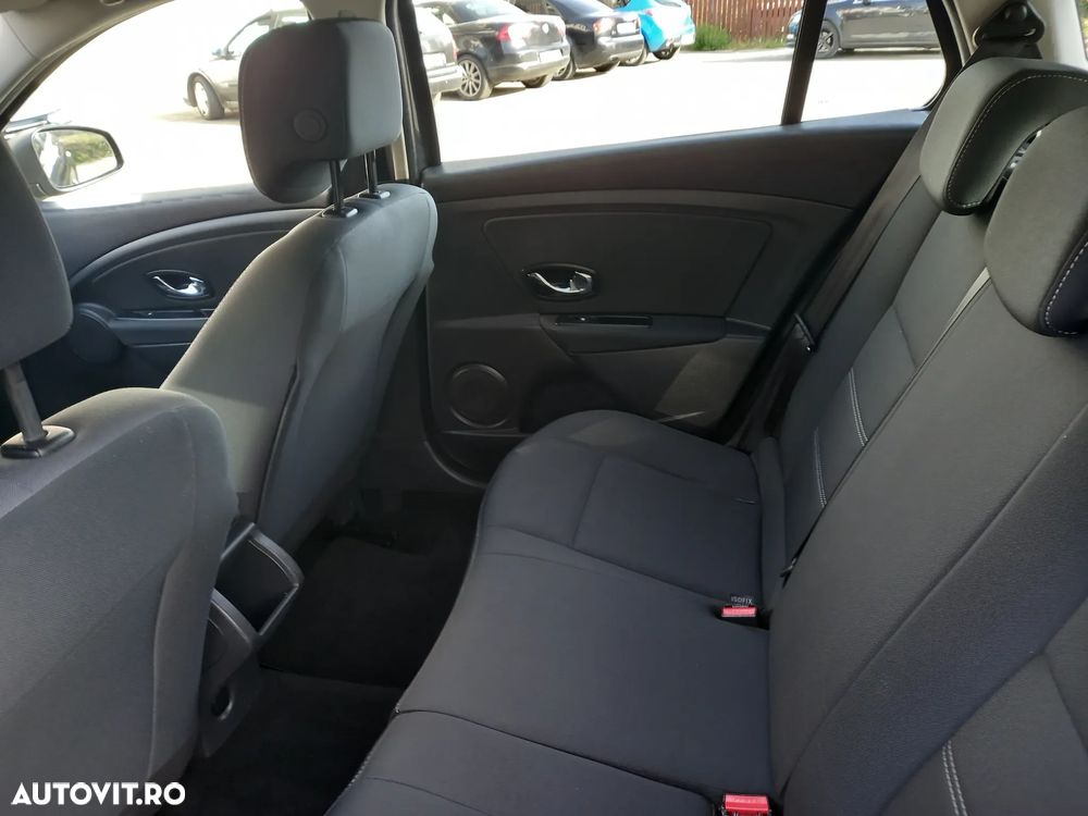 Renault Megane dCi 110 FAP LIMITED - 9