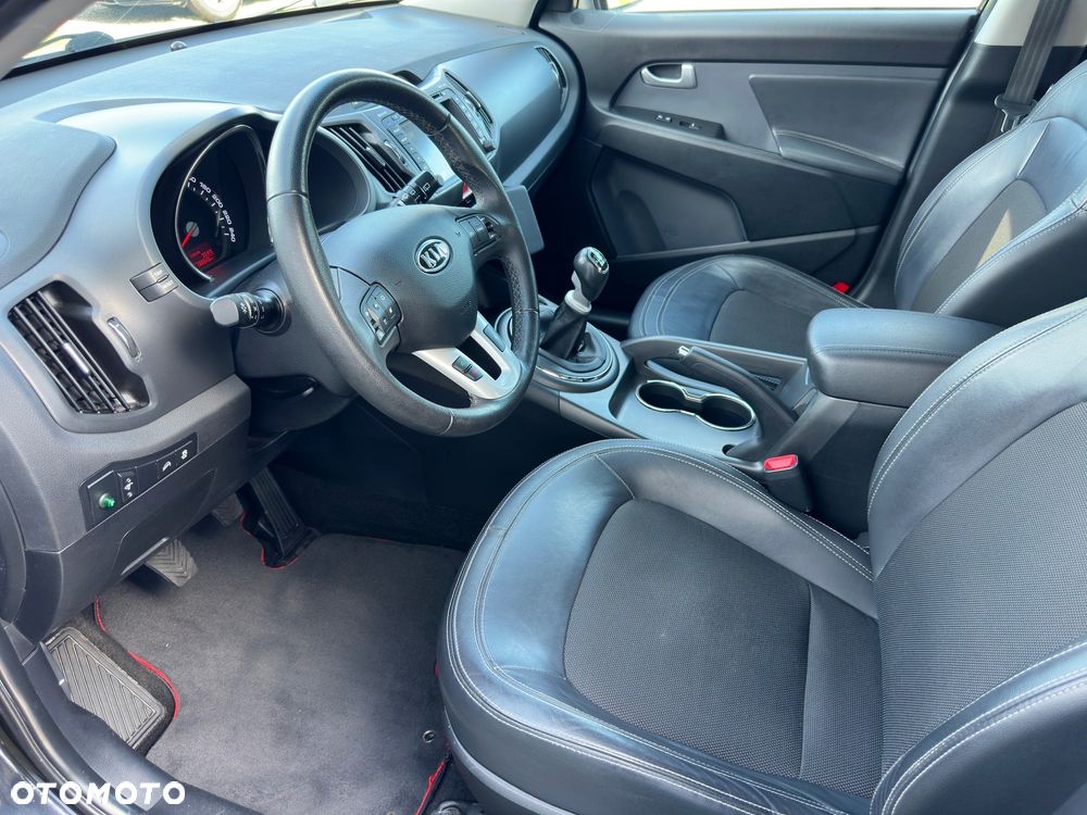 Kia Sportage 2.0 CRDI 2WD Spirit - 30