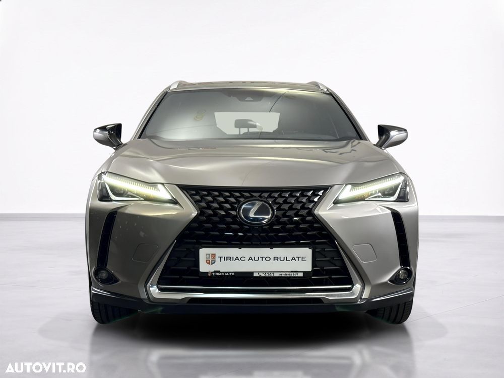 Lexus UX - 9