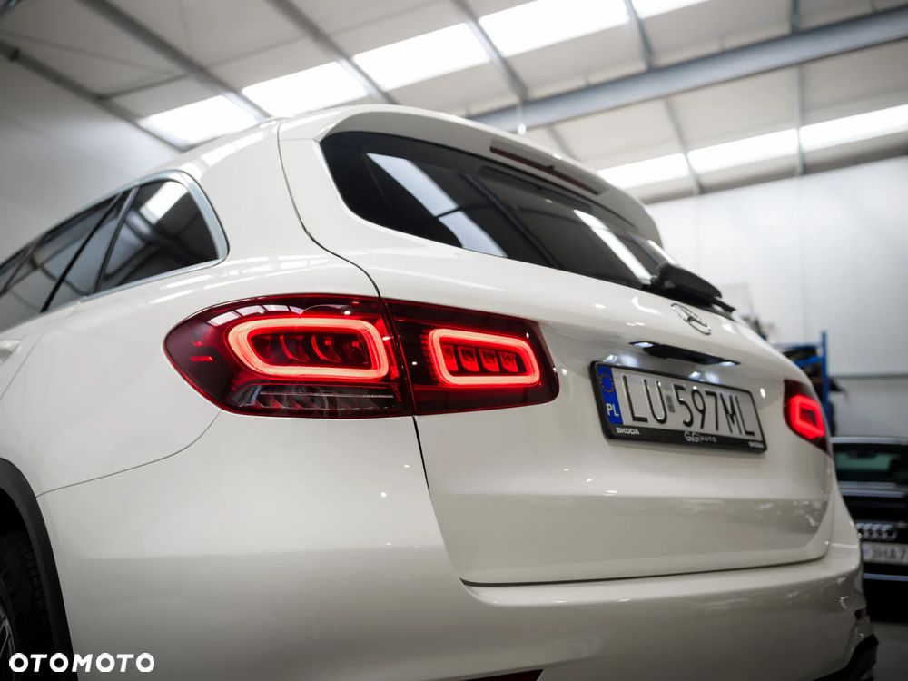 Mercedes-Benz GLC 200 d 4Matic 9G-TRONIC AMG Line - 8
