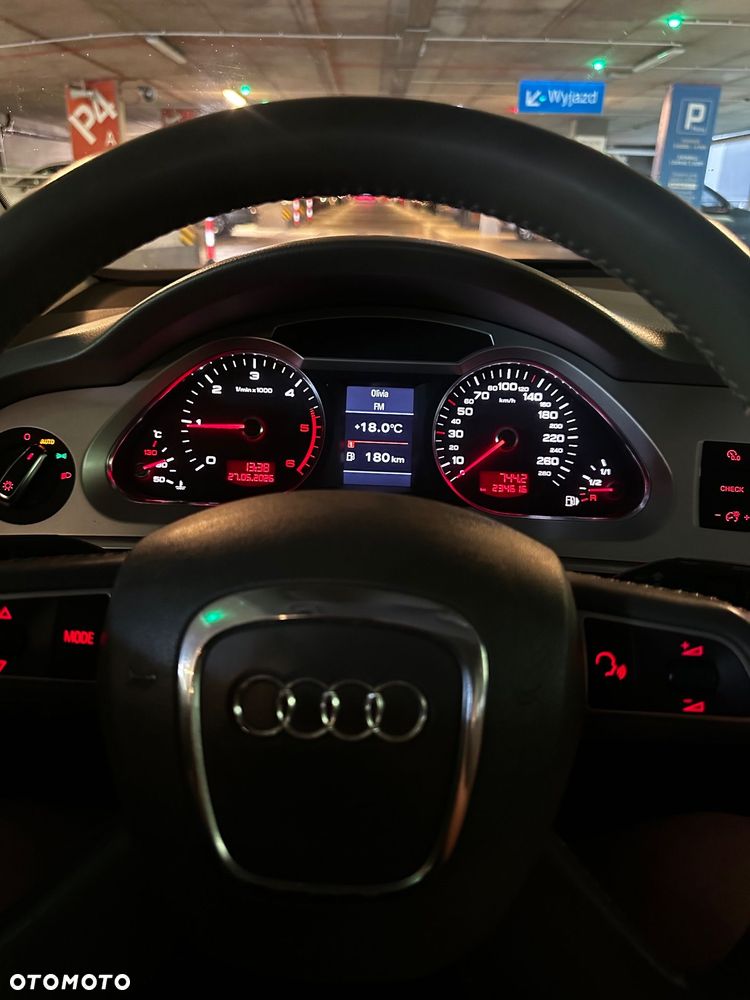 Audi A6 Avant - 18