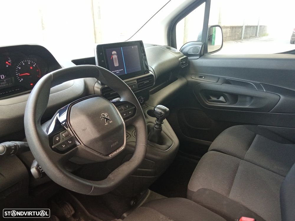 Peugeot Partner 1.5 BlueHDI 3 lugares - 6