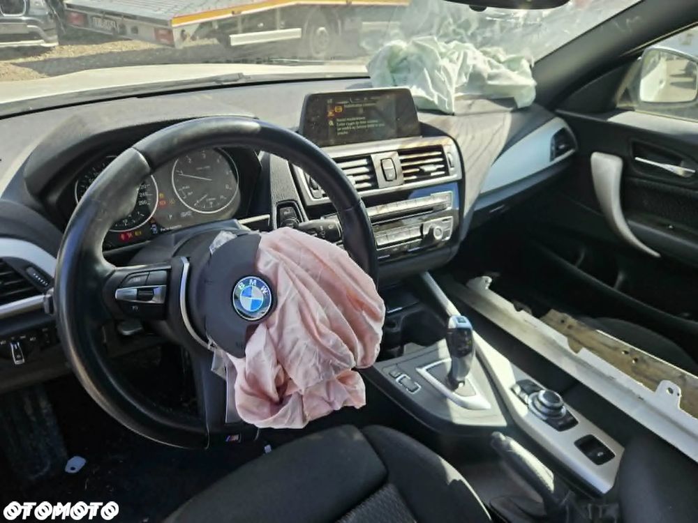 BMW Seria 2 218d Sport Line - 5