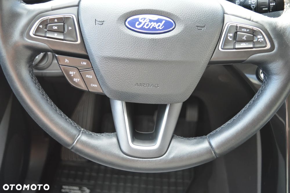 Ford Kuga 2.0 TDCi 4x4 ST-Line - 26