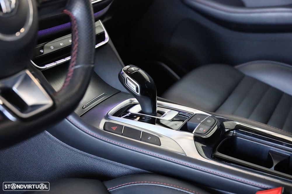 MG EHS 1.5T-GDI Luxury - 14