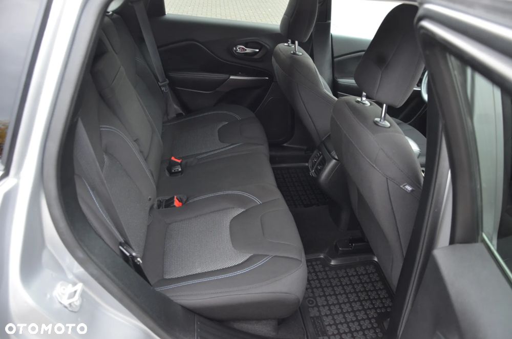 Jeep Cherokee 3.2 V6 Active Drive I Overland - 21