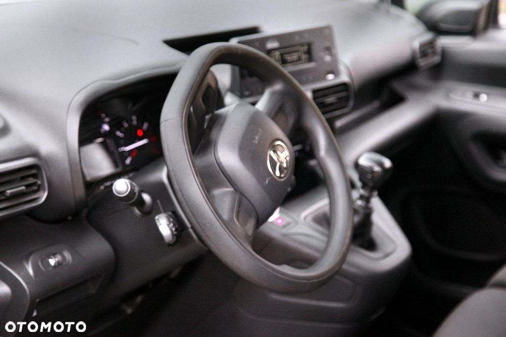 Toyota Proace City - 11