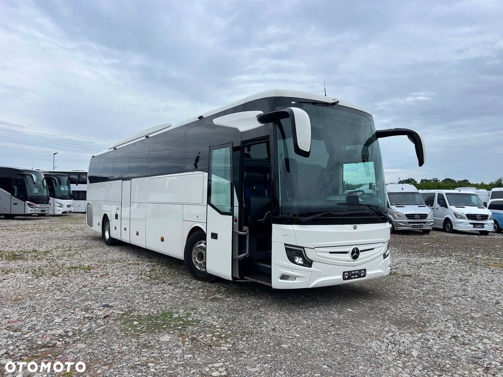 Mercedes-Benz Tourismo - 1