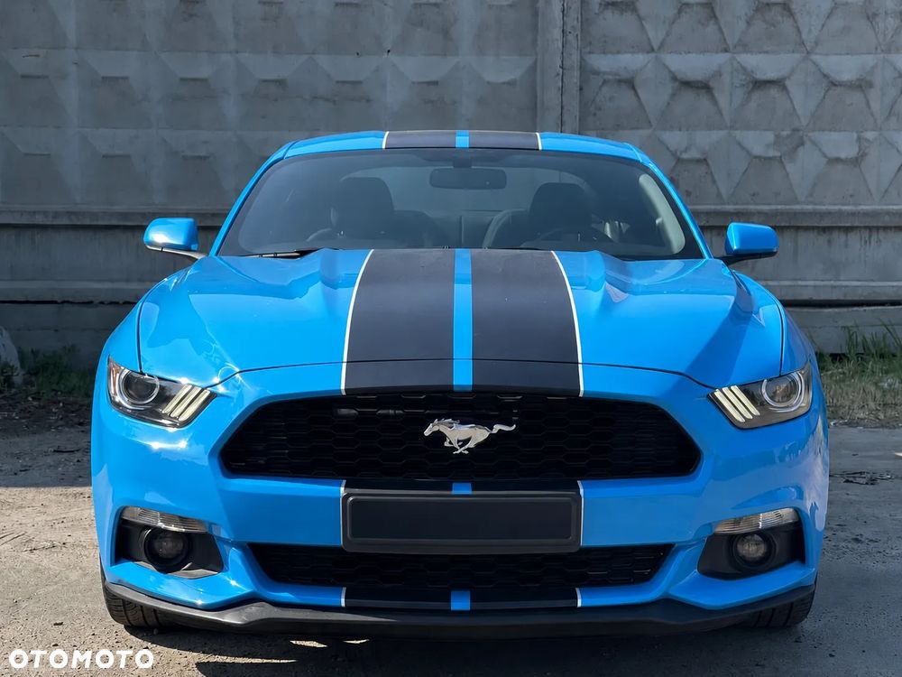 Ford Mustang - 3