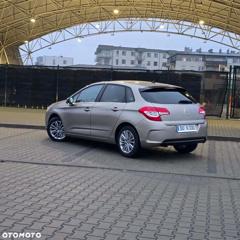 Citroën C4 VTi 120 Exclusive - 12