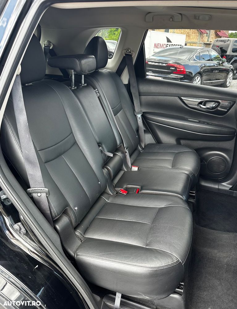 Nissan X-Trail 2.0 dCi ALL-MODE 4x4i Xtronic Tekna - 32