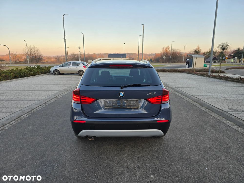 BMW X1 xDrive18d xLine - 24
