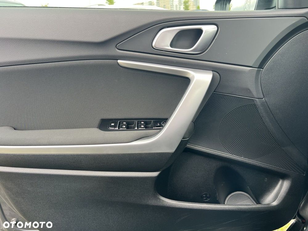 Kia XCeed 1.6 T-GDI M DCT - 14