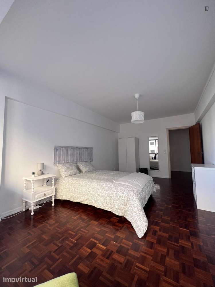 Quarto - localizado em Sacavém Lisbon - Grande imagem: 5/19