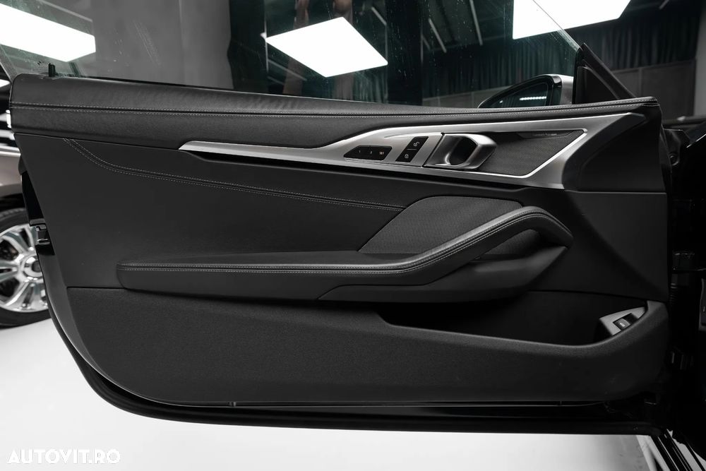 BMW M8 M850i xDrive - 14