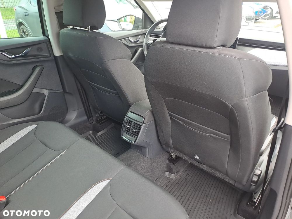 Skoda Kamiq 1.0 TSI Selection - 12