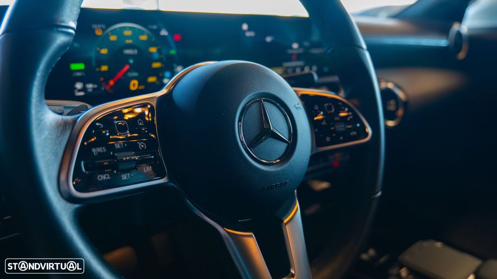 Mercedes-Benz CLA 250 - 15