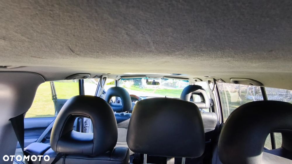 Mitsubishi Pajero 3.2 DID 7os - 15