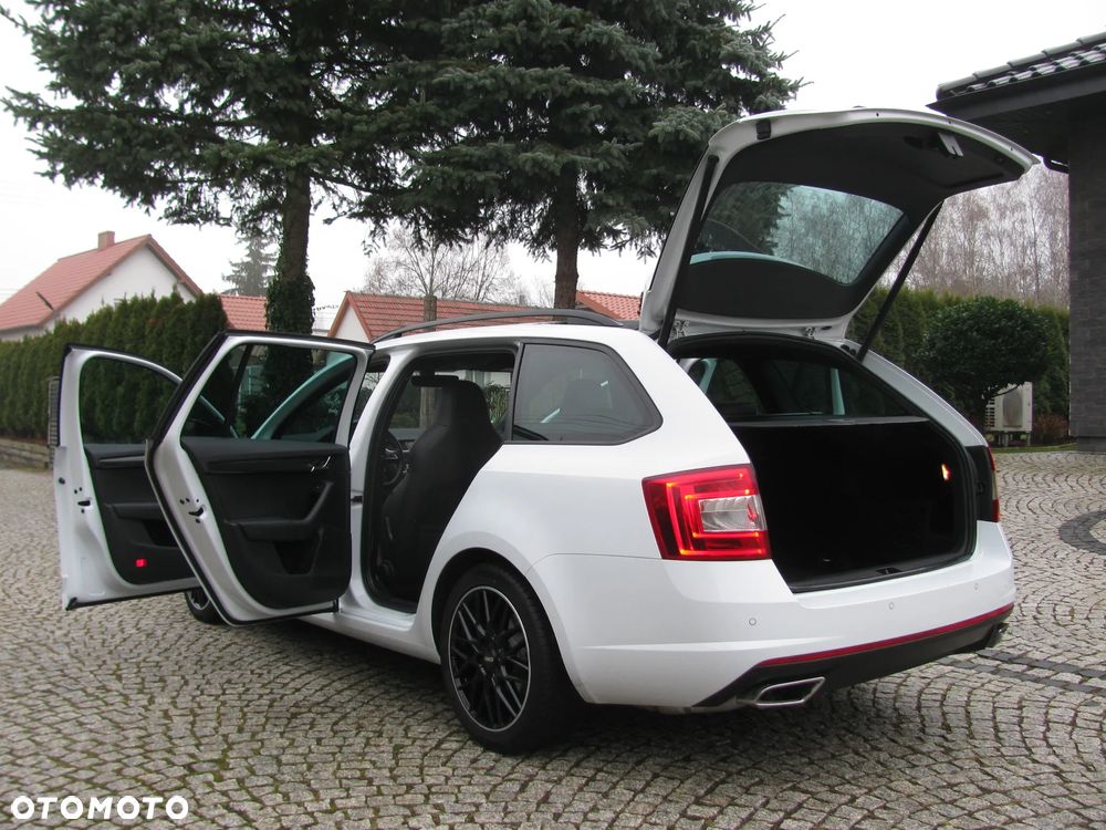 Skoda Octavia 2.0 TDI (Green tec) RS - 12