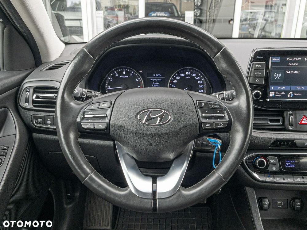 Hyundai i30 1.5 DPI Smart - 3