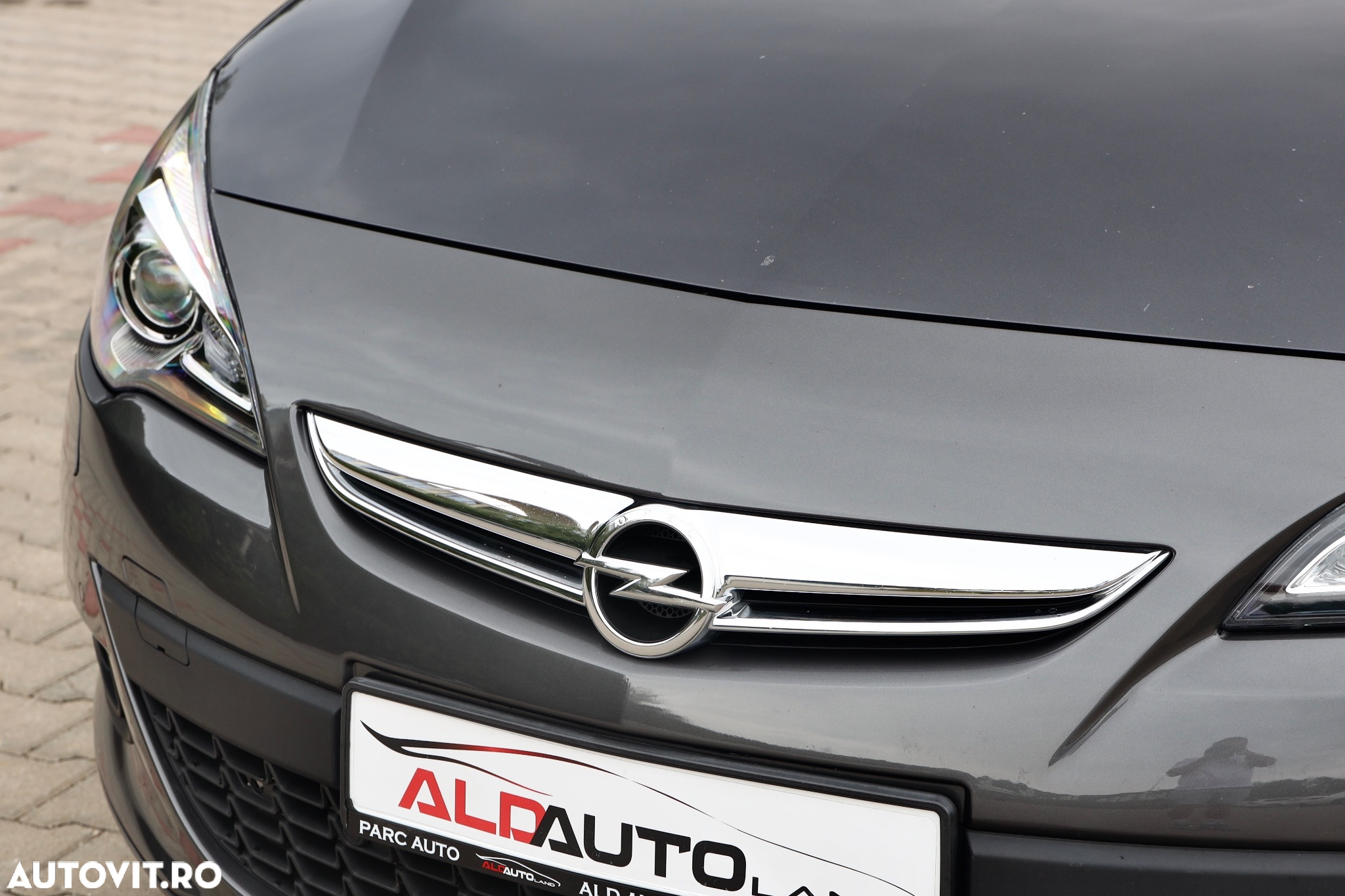 Opel Astra GTC 2.0 CDTI ecoFLEX Start/Stop Active - 29