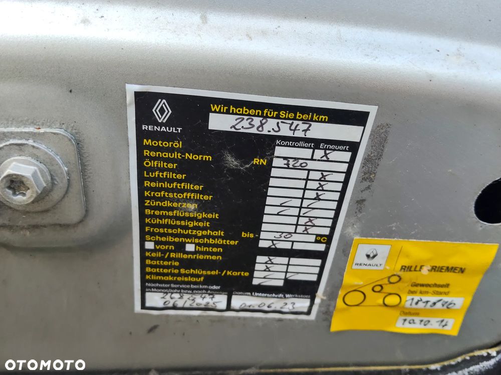 Renault Grand Scenic dCi 150 FAP Dynamique - 15