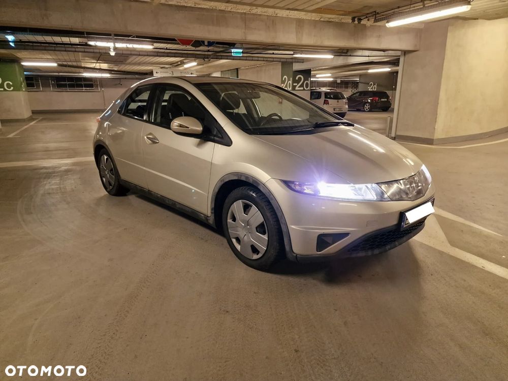 Honda Civic 1.4 Base - 9