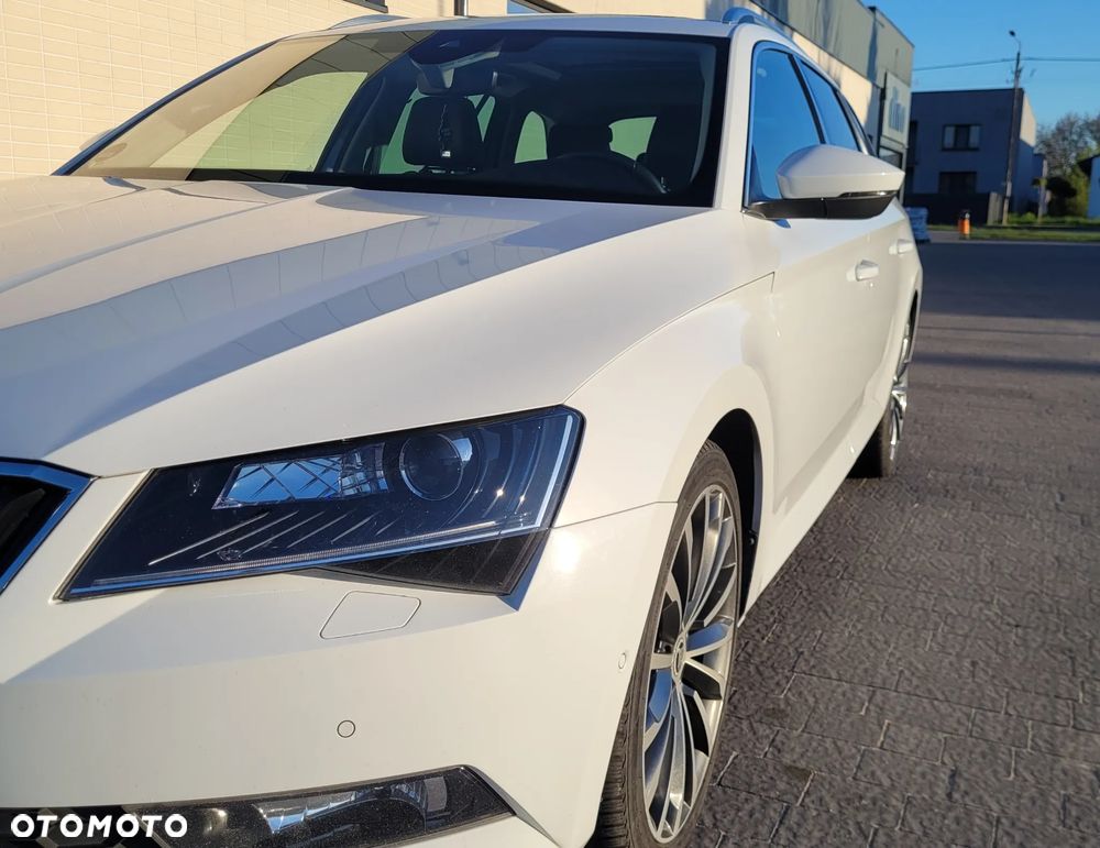Skoda Superb 2.0 TDI 4x4 DSG L&K - 13