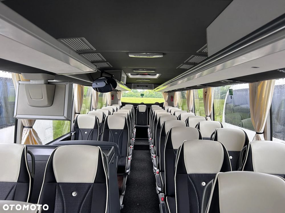 Mercedes-Benz Tourismo - 19