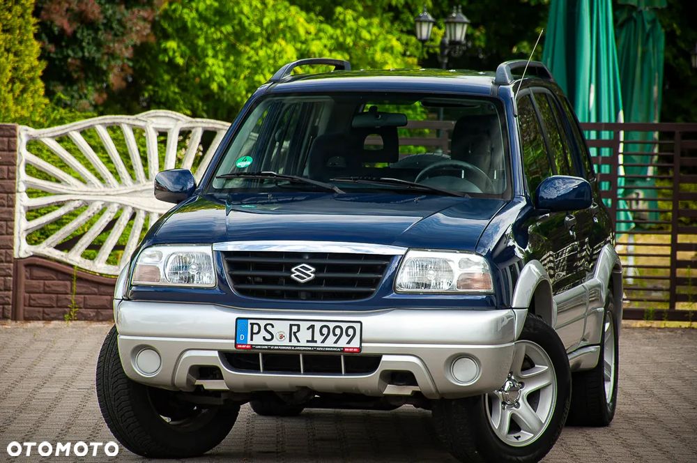 Suzuki Grand Vitara 2.0 Comfort - 24