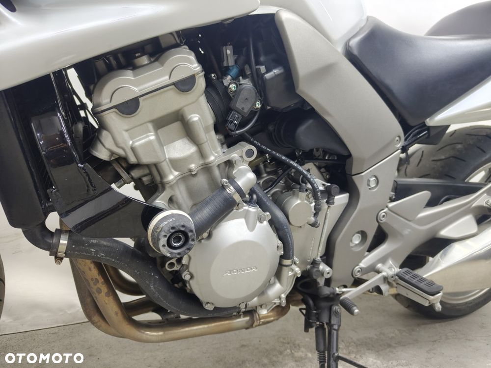 Honda CBF - 22