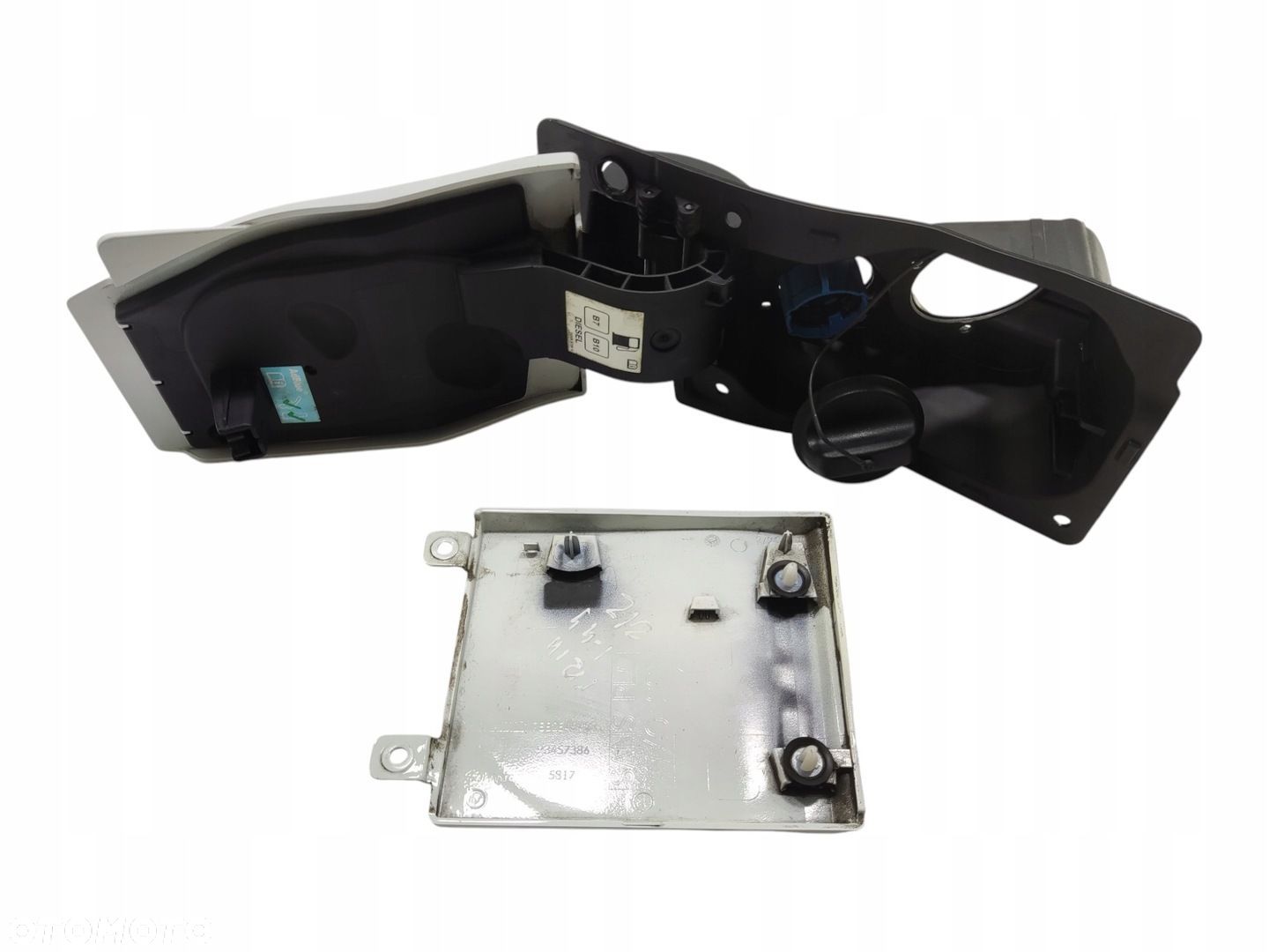 KLAPKA WLEWU PALIWA WLEW ADBLUE TRAFIC III VIVARO B 2014-2019 781209835R - 1