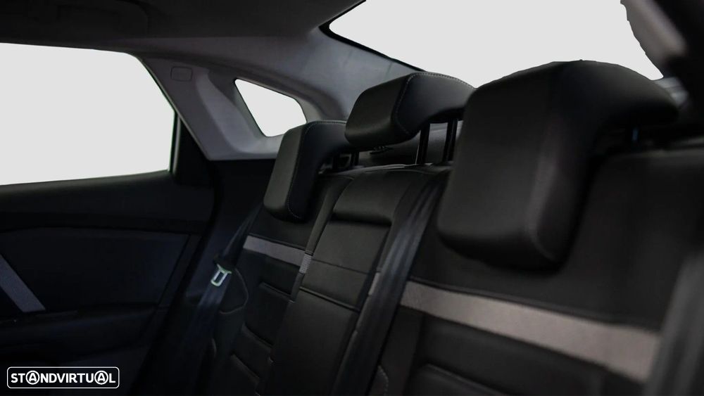 Citroën C4 X 1.2 PureTech Max EAT8 - 4