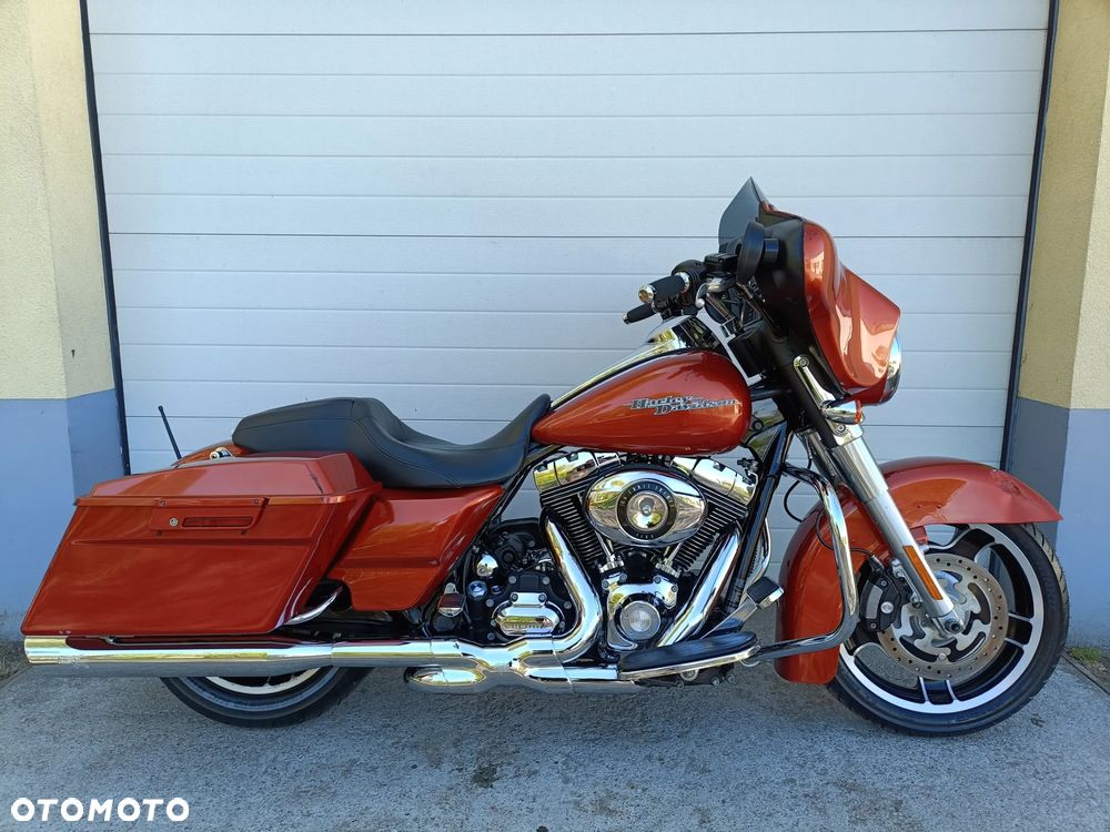 Harley-Davidson Touring Street Glide - 3