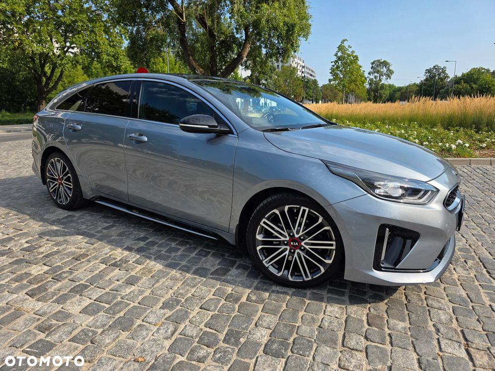 Kia ProCeed - 1