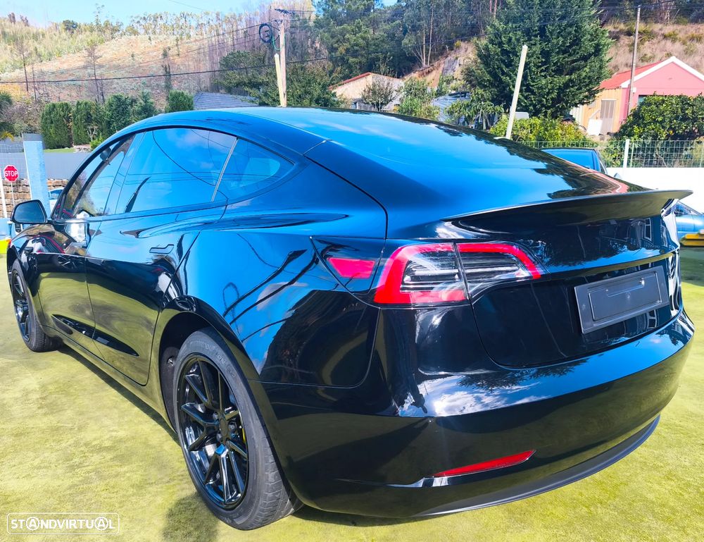 Tesla Model 3 Standard Range Plus RWD - 2