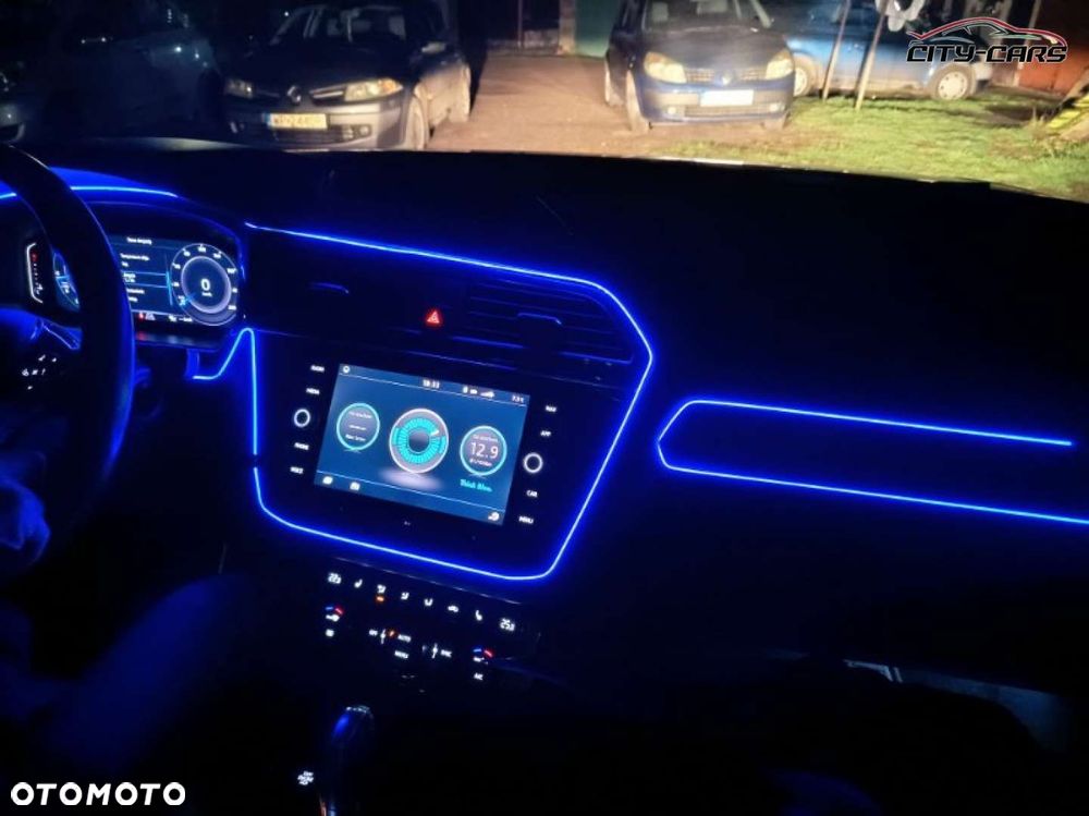 Volkswagen Tiguan - 33