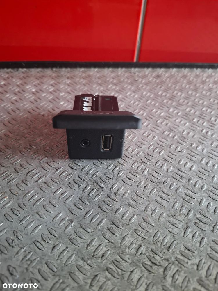 Gniazdo AUX USB Opel Mokka A 2015 rok nr 20874710 - 1